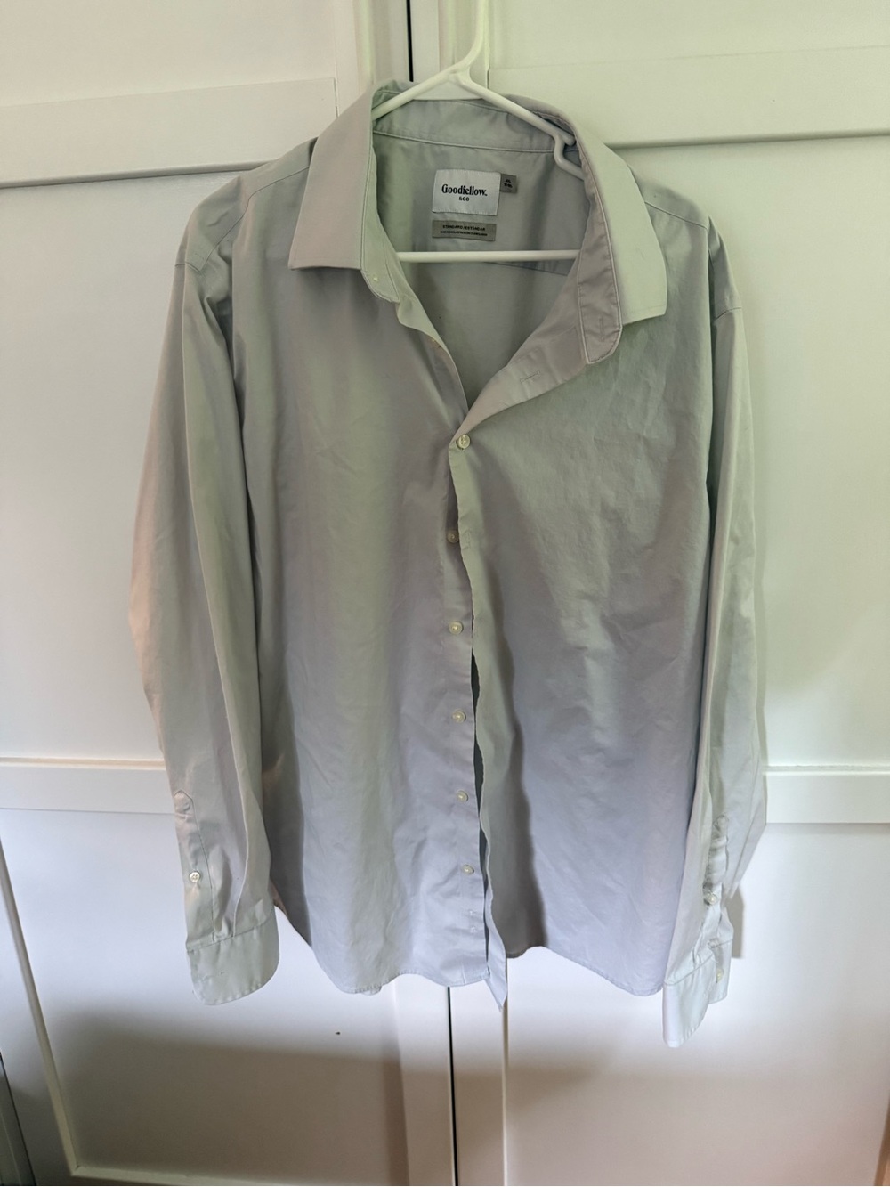 Goodfellow & Co Men's Pale Gray Button-Up Dress Shirt